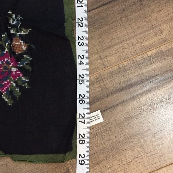 3 scarves - Picture 10 of 15